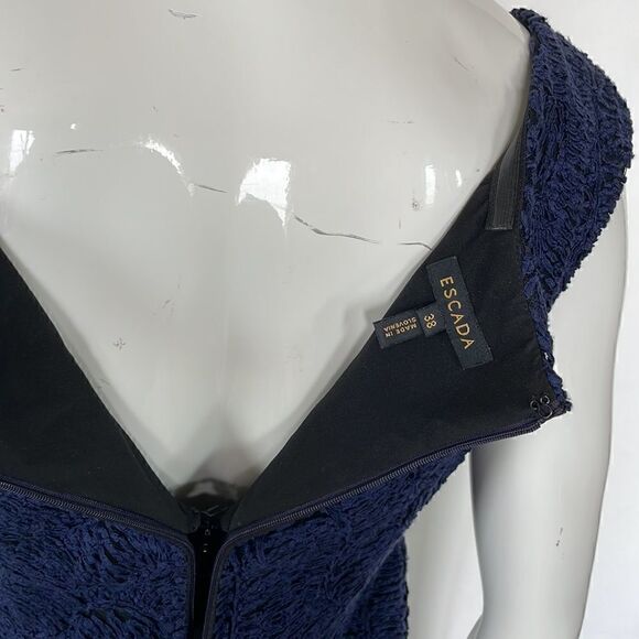 ESCADA Textured Lace Dress wBuilt-in Bra - Picture 7 of 11